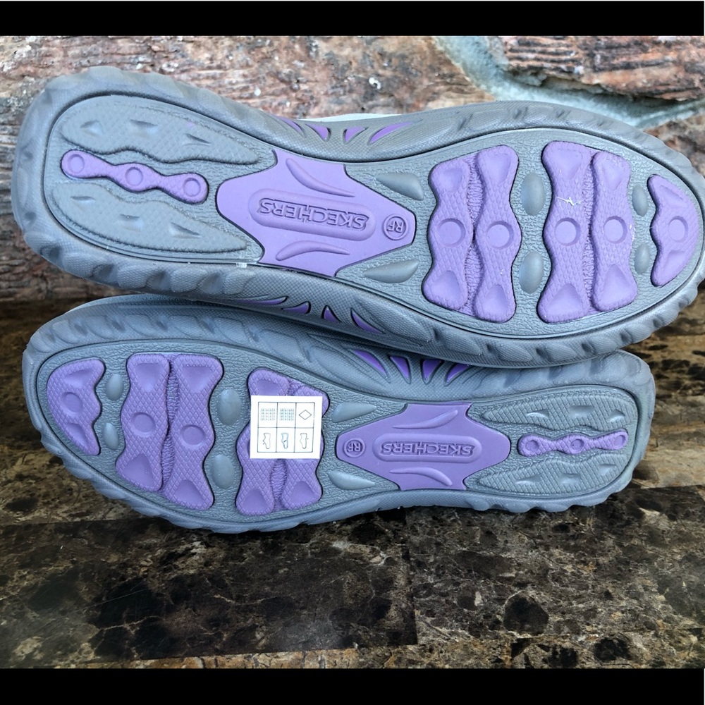 NEW Skechers Women's Relaxed Fit boots - Picture 12 of 16